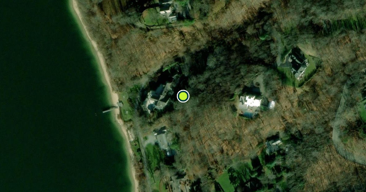 Satellite view of Village of Lloyd Harbor Pickleball Courts